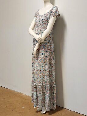 Cooper & Ella Multi-colored Print, Smocked bodice, CapSleeve, Maxi Dress Size: L